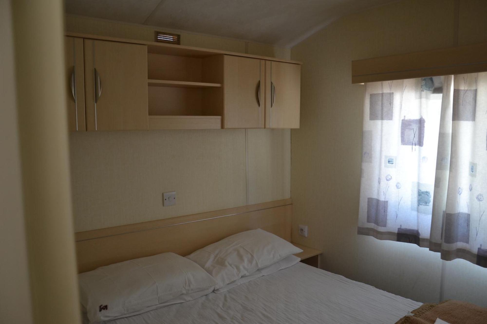 Camping Parc Valrose La Londe-les-Maures Room photo